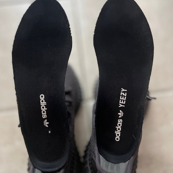 Yeezy Adidas boost 350 v2 - Picture 5 of 5